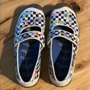 Women’s Keen Mary Jane multi color sz 8
